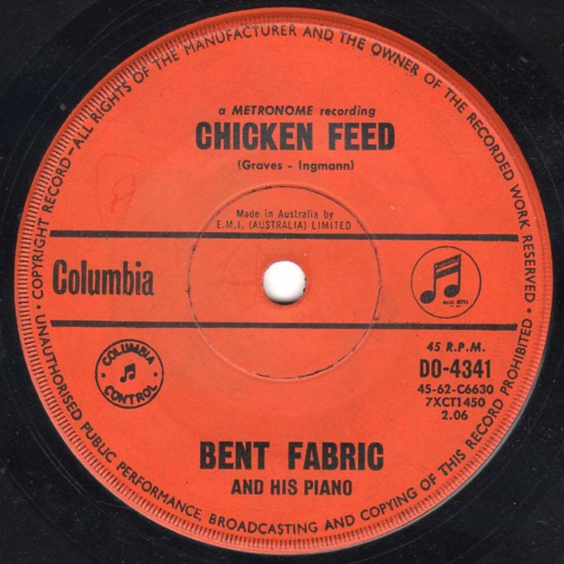 Bent Fabric – Chicken Feed (7, Single) (Very Good (VG))