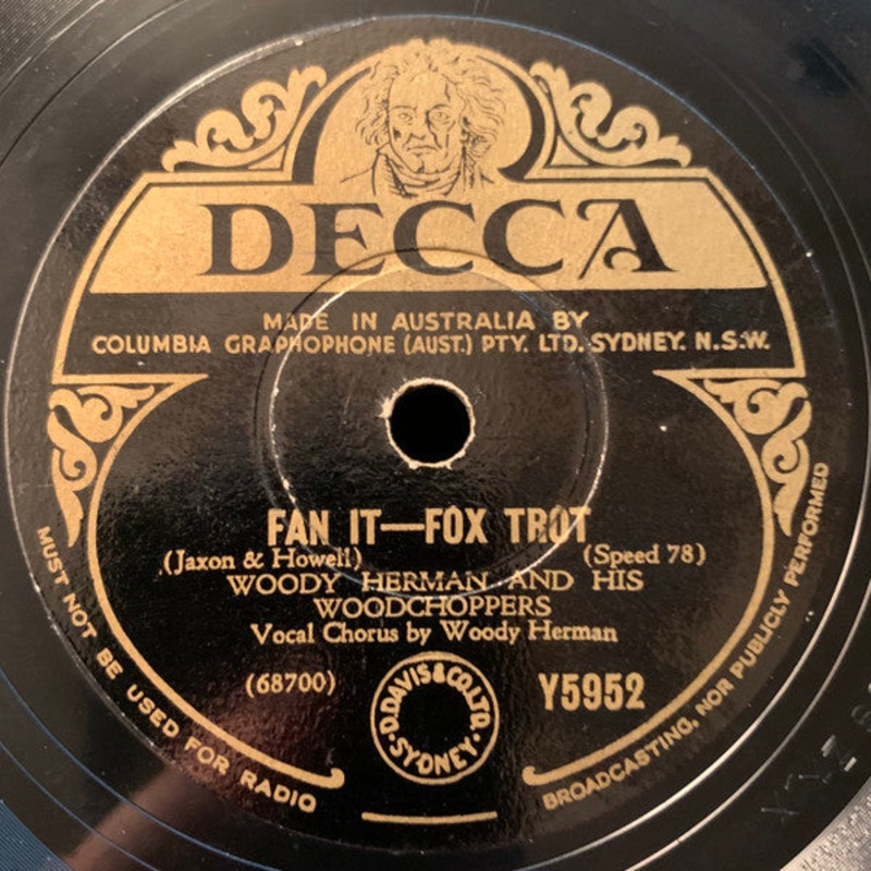 Woody Herman And His Woodchoppers – Fan It / Blues On Parade (Shellac, 10) (Very Good (VG))