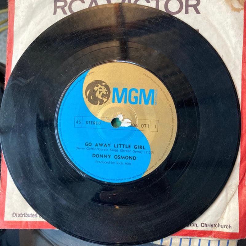 Donny Osmond – Go Away Little Girl (7, Single) (Good Plus (G+))