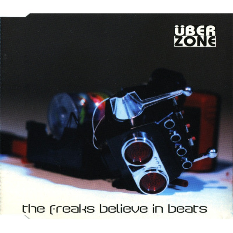 berzone – The Freaks Believe In Beats (CD, Maxi, Ltd) (Very Good (VG))