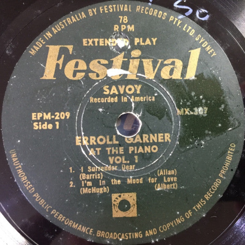 Erroll Garner – At The Piano Vol. 1 (Shellac, 10, EP) (Good Plus (G+))