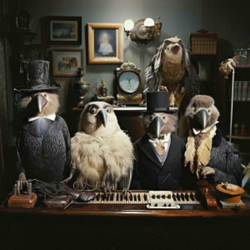 Wevie Stonder – Sure Beats Living