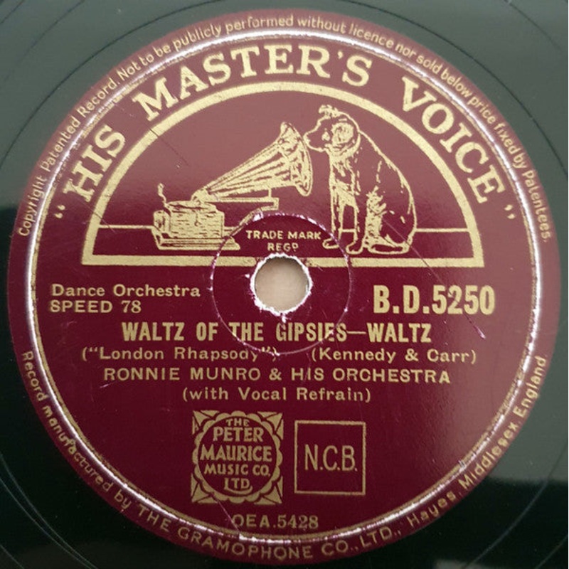 Ronnie Munro & His Orchestra – Waltz Of The Gipsies / Ten Pretty Girls (Shellac, 10) (Very Good (VG))