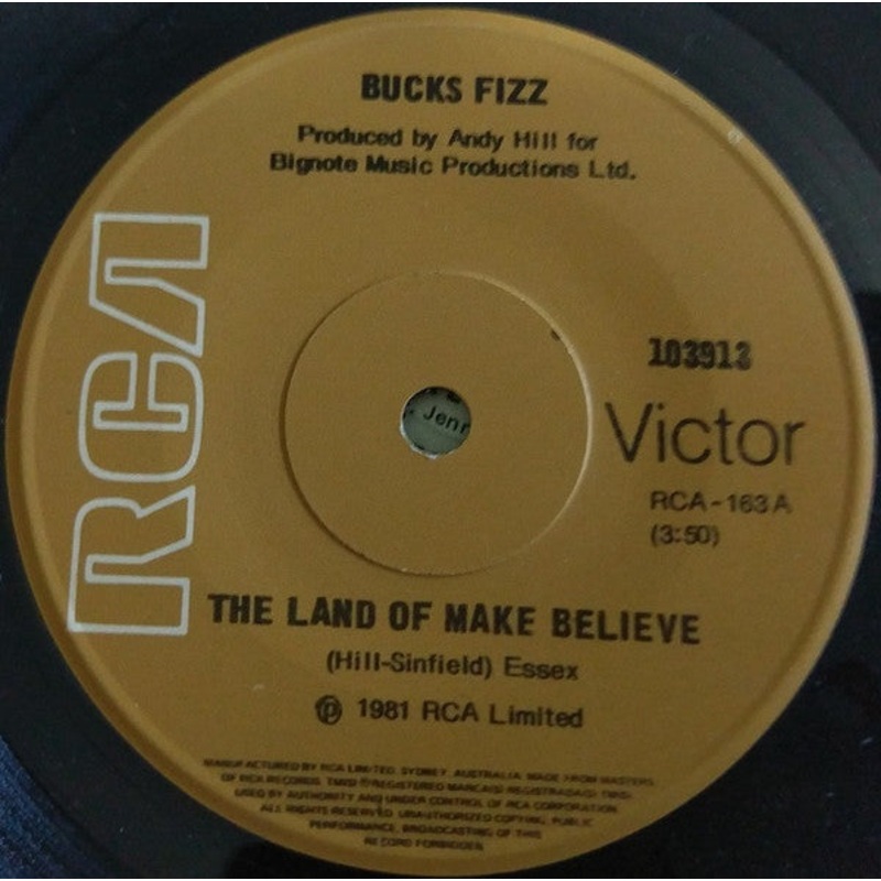 Bucks Fizz – The Land Of Make Believe (7, Single) (Good Plus (G+))