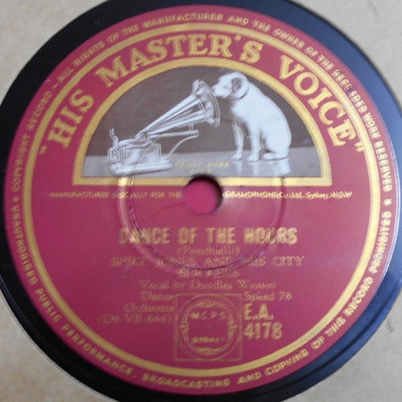 Spike Jones And His City Slickers / Spike Jones – Dance Of The Hours / What Is A Disc Jockey (Shellac, 10) (Very Good (VG))