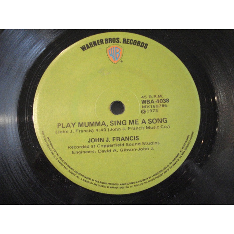 John J. Francis – Play Mumma, Sing Me A Song (7) (Very Good Plus (VG+))